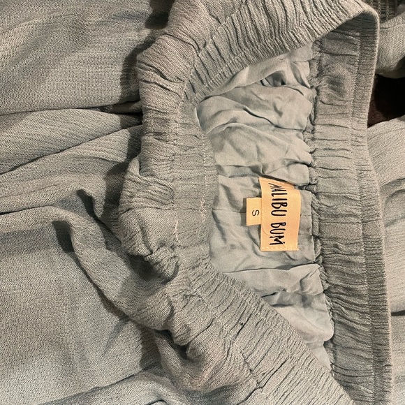 Brand new 2-piece lightweight, blue set, perfect for summer!! - Picture 4 of 4